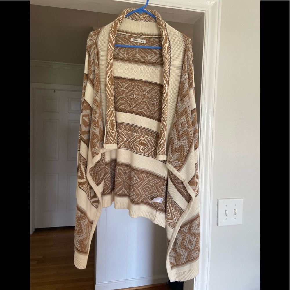 Old Navy Sweater Medium